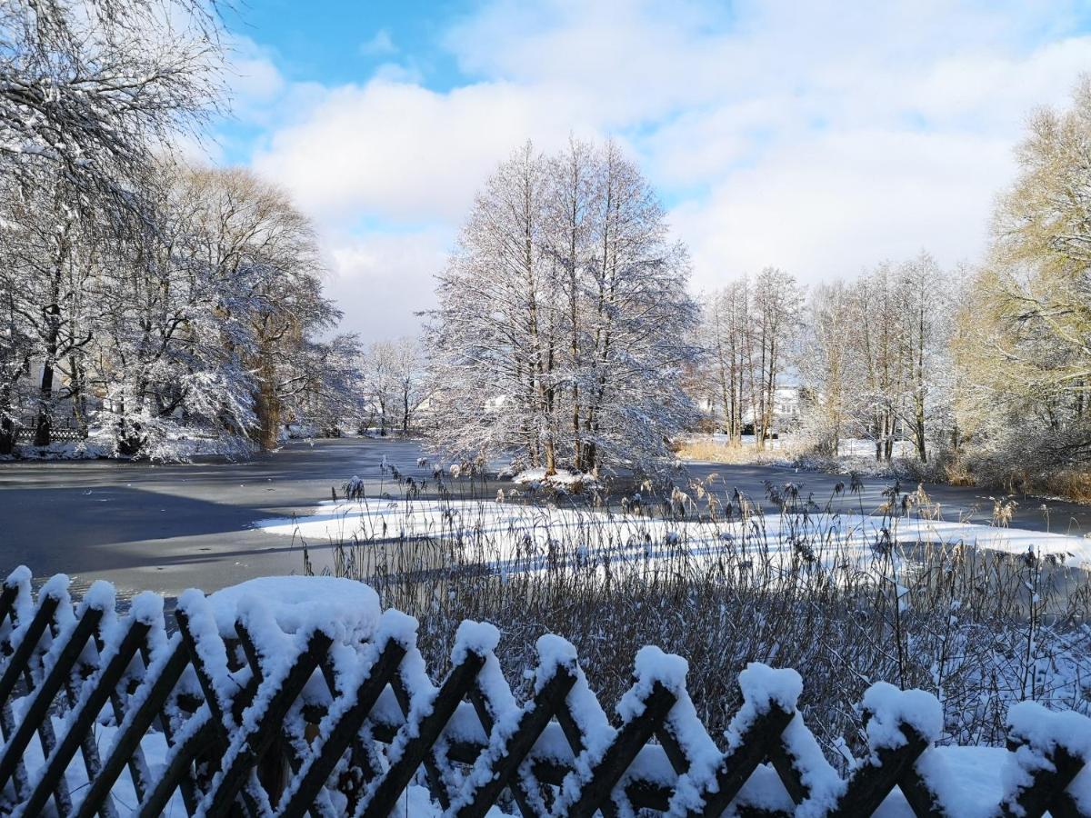 Uschi'S Gasthof Neuendorf  ภายนอก รูปภาพ
