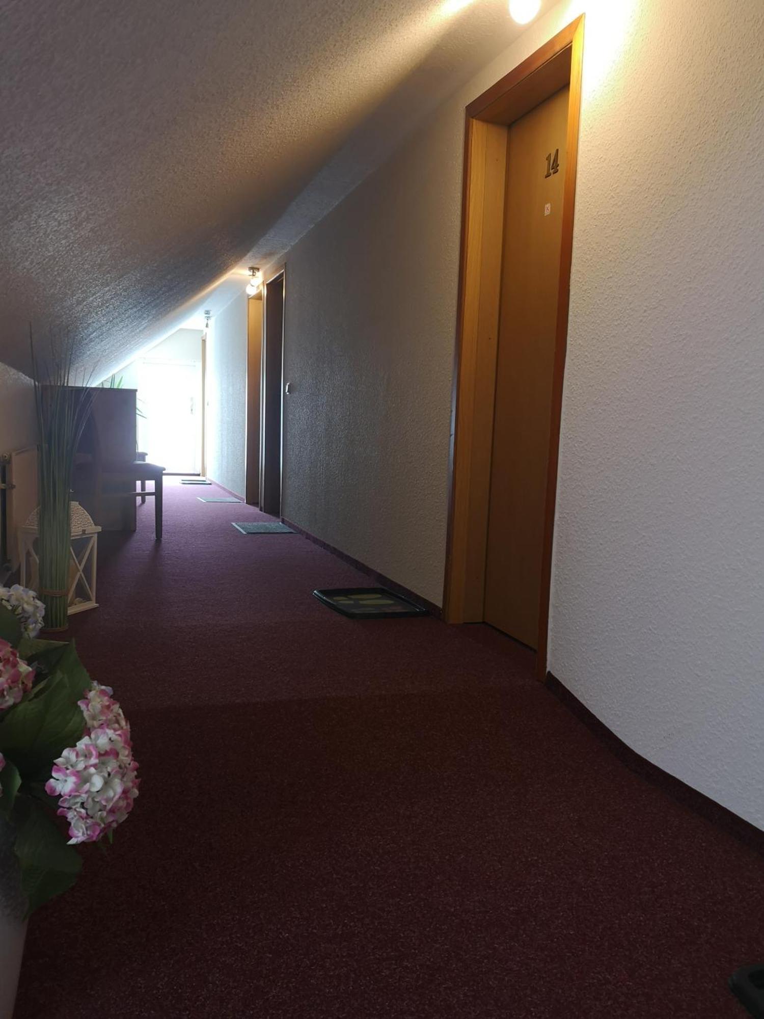 Uschi'S Gasthof Neuendorf  ภายนอก รูปภาพ