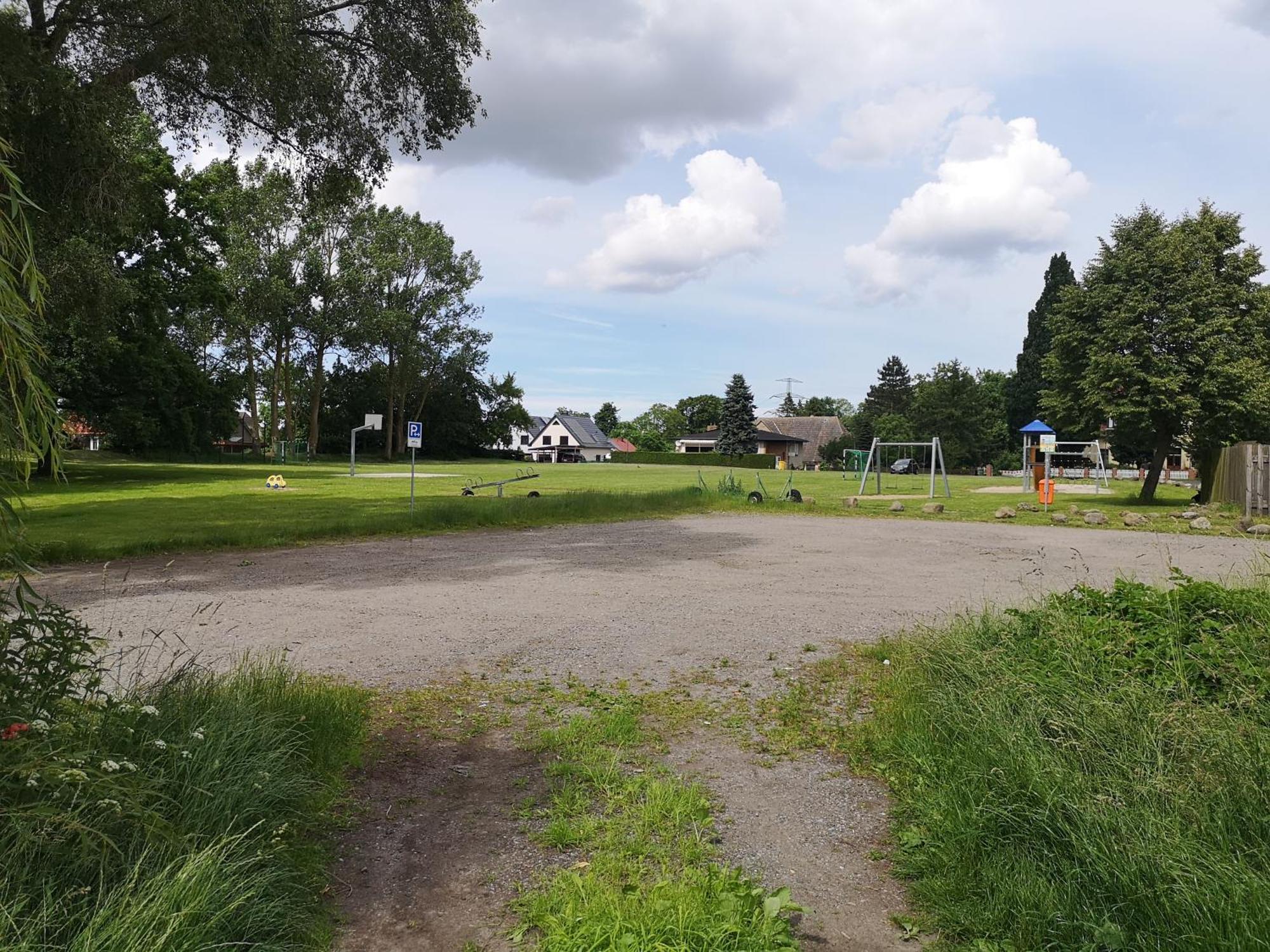 Uschi'S Gasthof Neuendorf  ภายนอก รูปภาพ