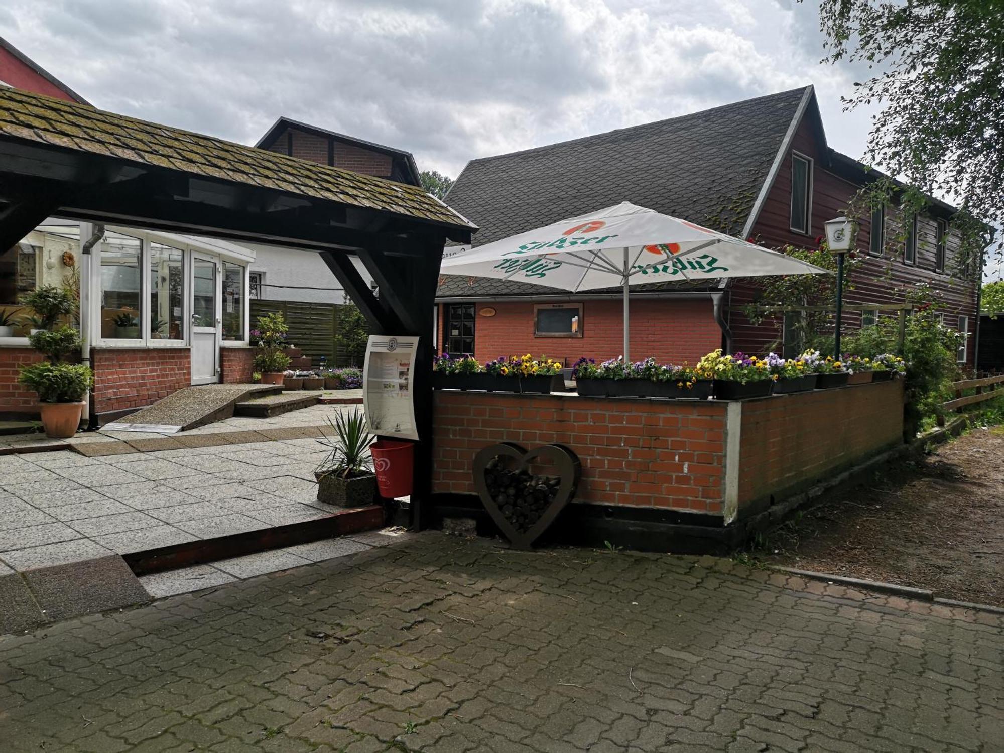 Uschi'S Gasthof Neuendorf  ภายนอก รูปภาพ